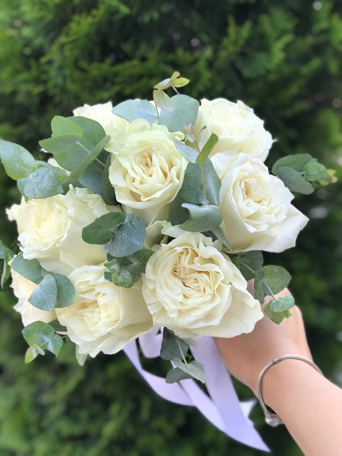 «Mondial» wedding bouquet, roses, eucalyptus