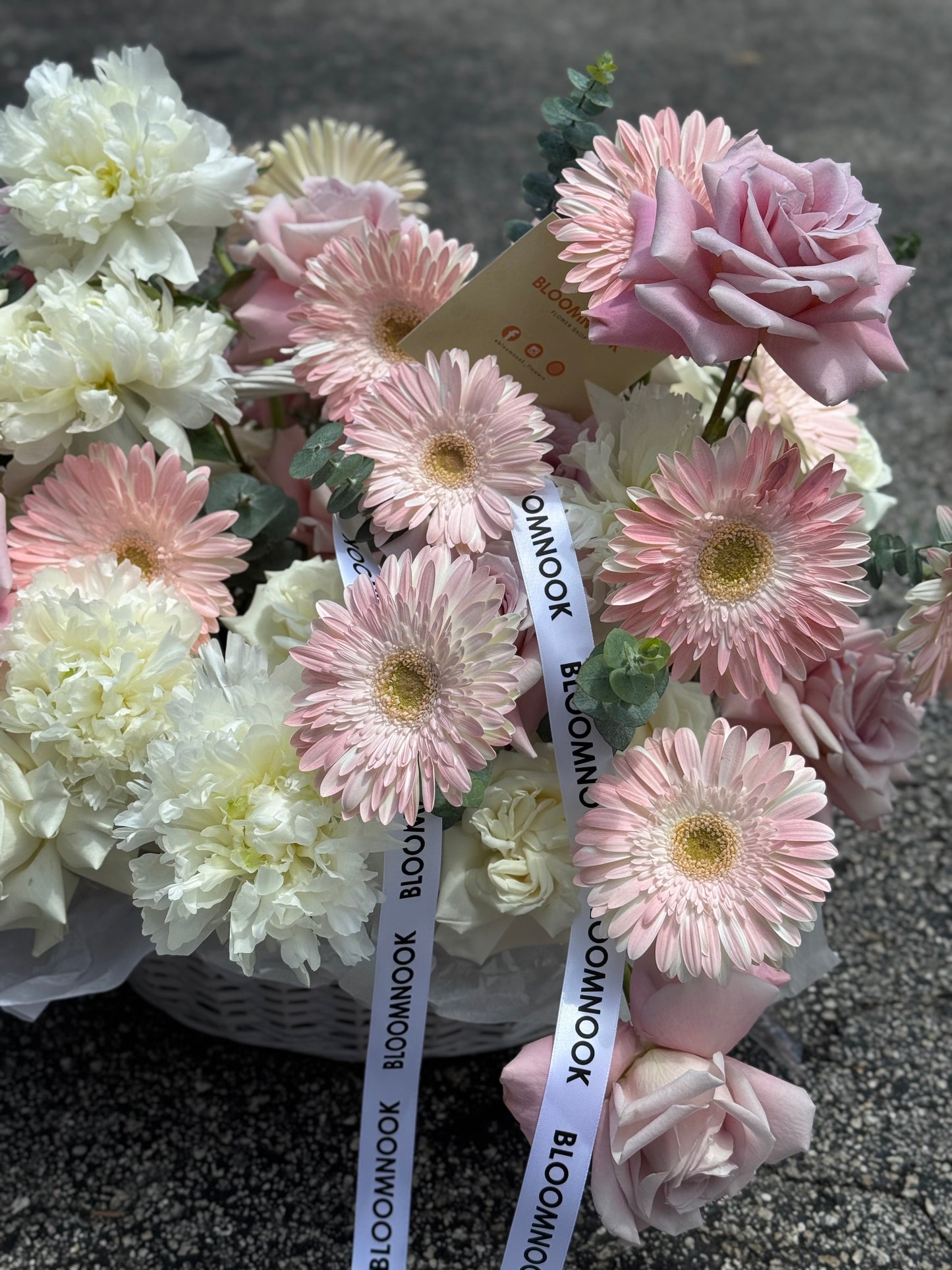 Flower basket «Pink lady» herbera, roses, peony
