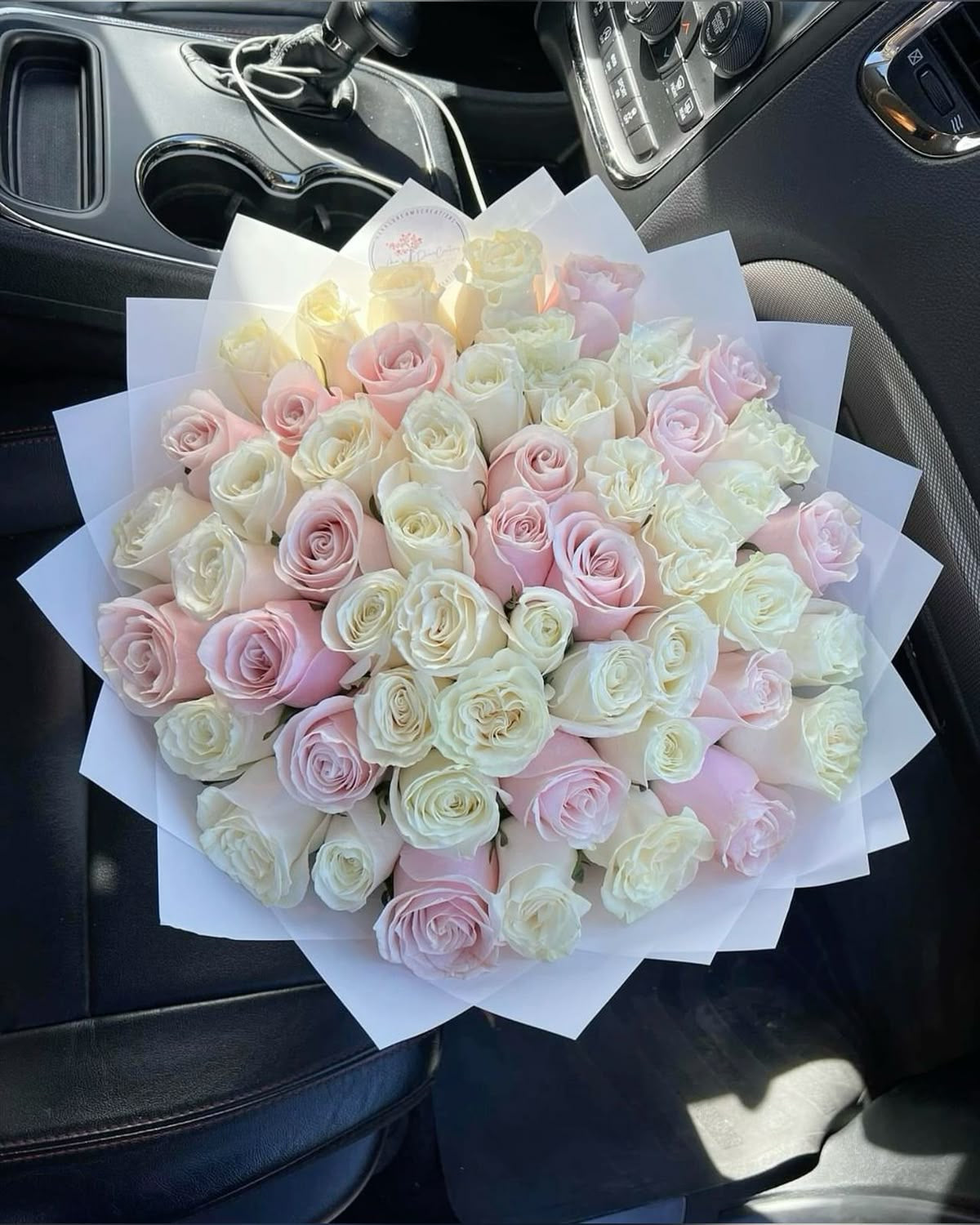 «Blushing roses» mix of pink/white peony roses