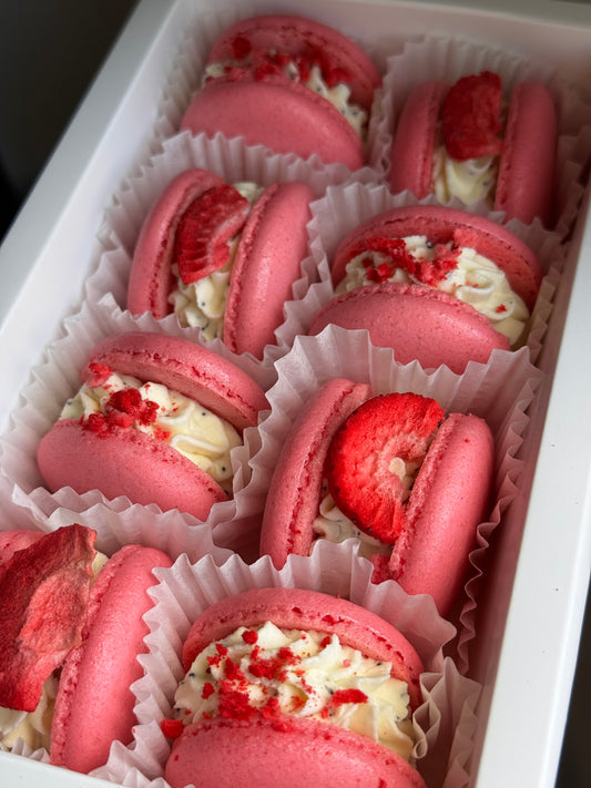 «White Belgium chocolate» (Next day availability) box of macaroons
