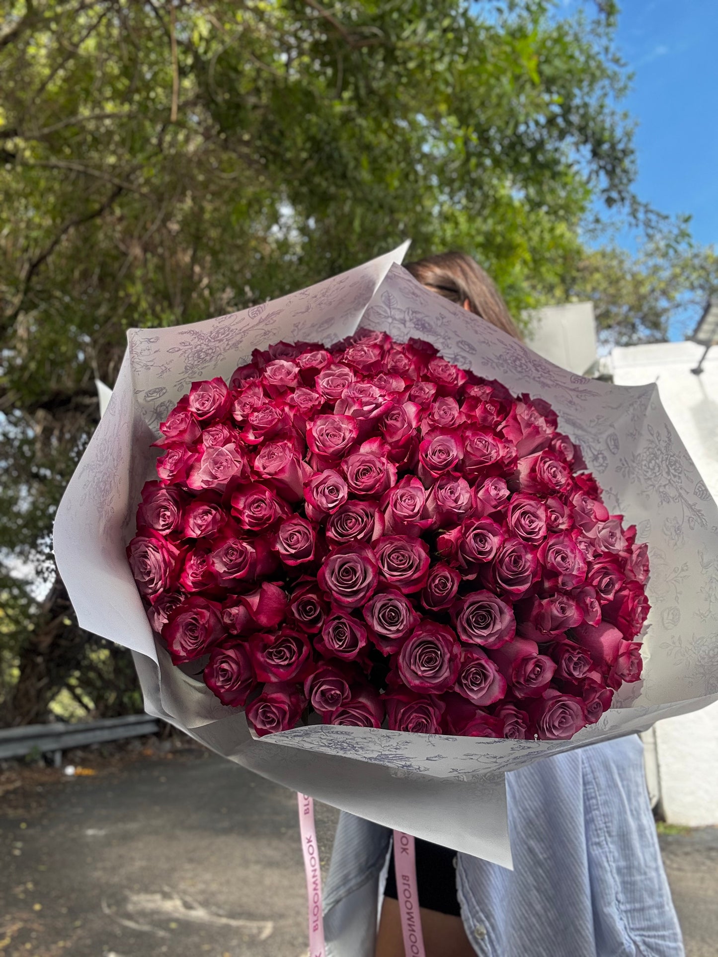 «Purple love» peony roses