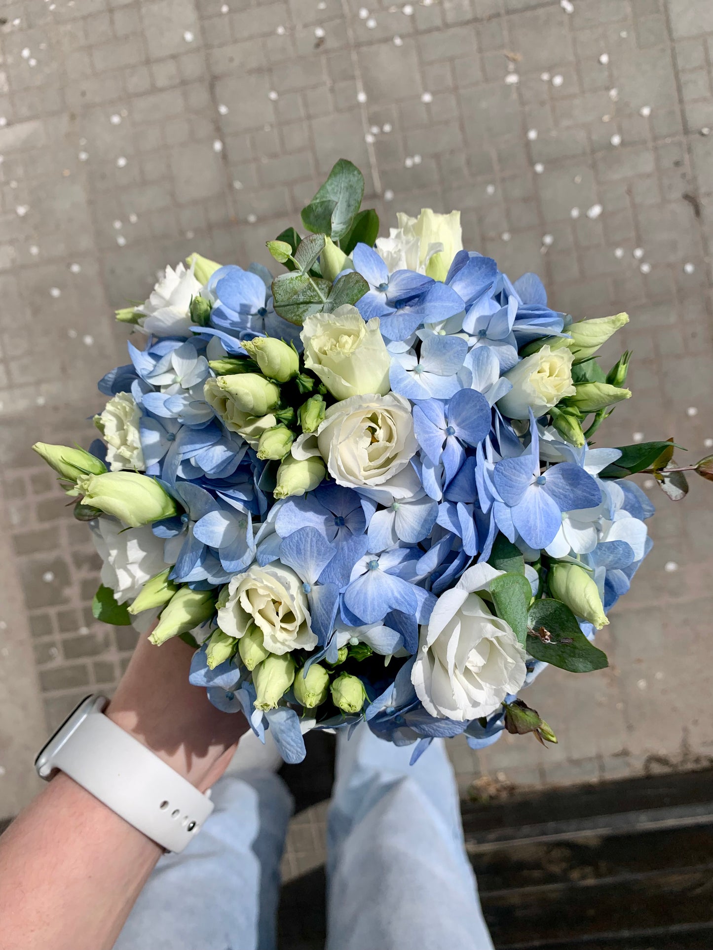 «Blue lagoon» wedding bouquet hydrangeas, liziantus, eucalyptus